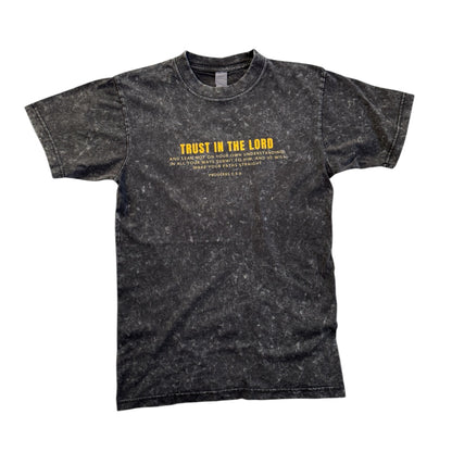 T-shirt | Trust in the Lord - Full Bible Verse (Yellow Lettering)
