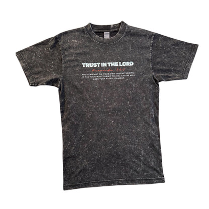 T-shirt | Trust in the Lord - Full Bible Verse (Red & White Lettering)